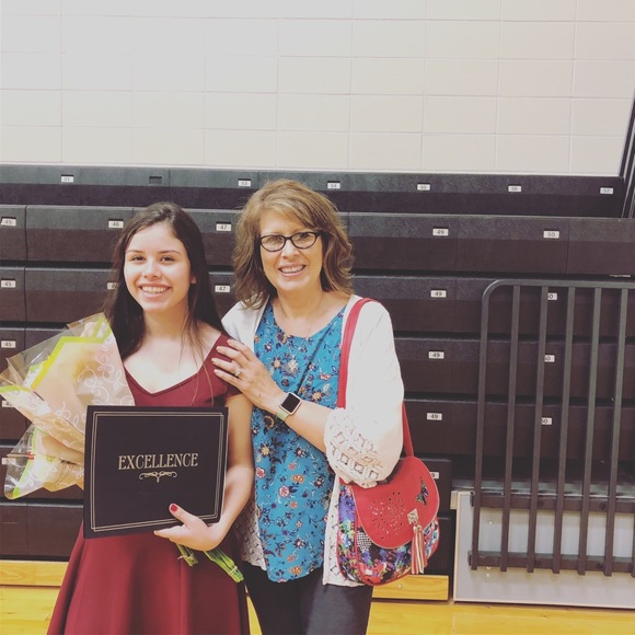 Meet your Posher, Emma - Picture 2 of 8